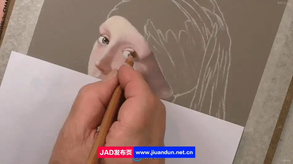 戴珍珠耳环的女孩粉彩铅笔绘画视频教程 CG 第3张